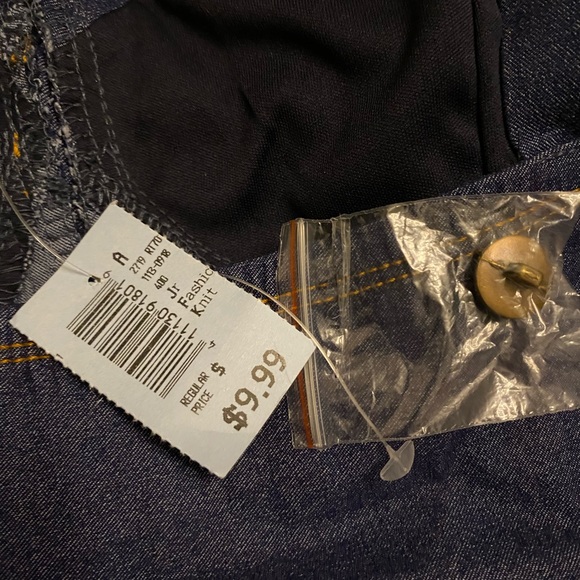 Crop top - Picture 3 of 4